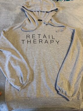Avon Heather Gray Pullover with Black Logo Tag